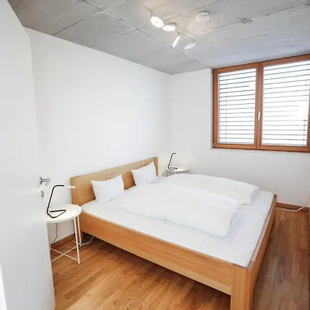 Gartenwohnung Mit 3 Schlafzimmer Nachhaltige Kuehlung Ueber Erdsonde Und Fussbodenkuehlung *